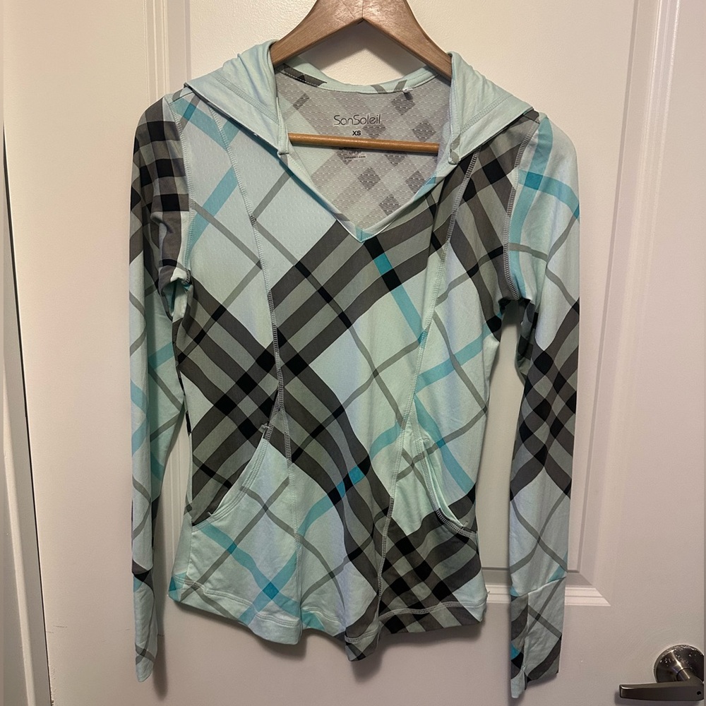 NWOT San Soleil UPF 50 XS hoodie athletic top. Golf, tennis, pickleball.